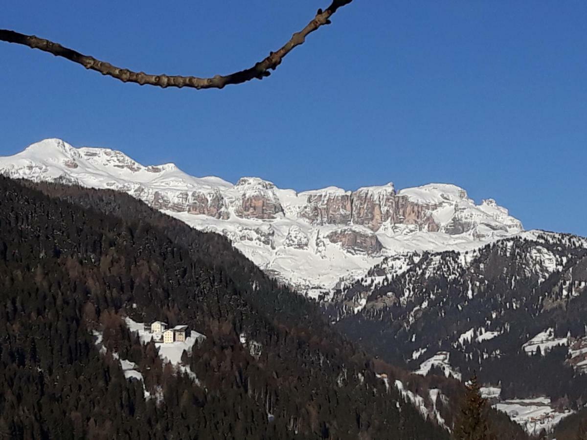 Al Becalen Διαμέρισμα Livinallongo Del Col Di Lana Εξωτερικό φωτογραφία